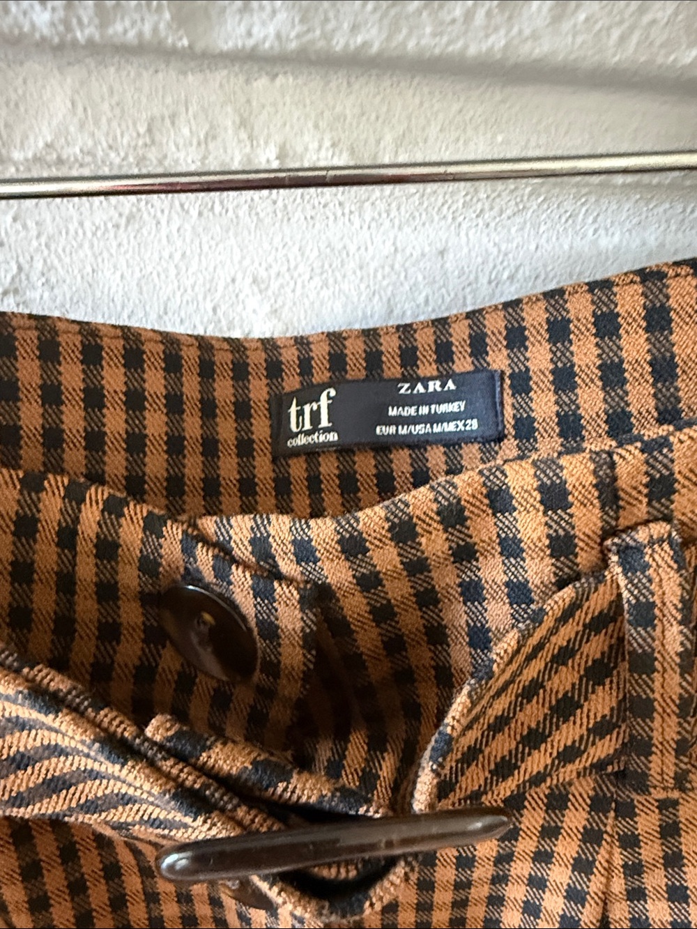 Zara High-Waist Button-Front Midi Skirt in Brown Gingham - Picture 2 of 4